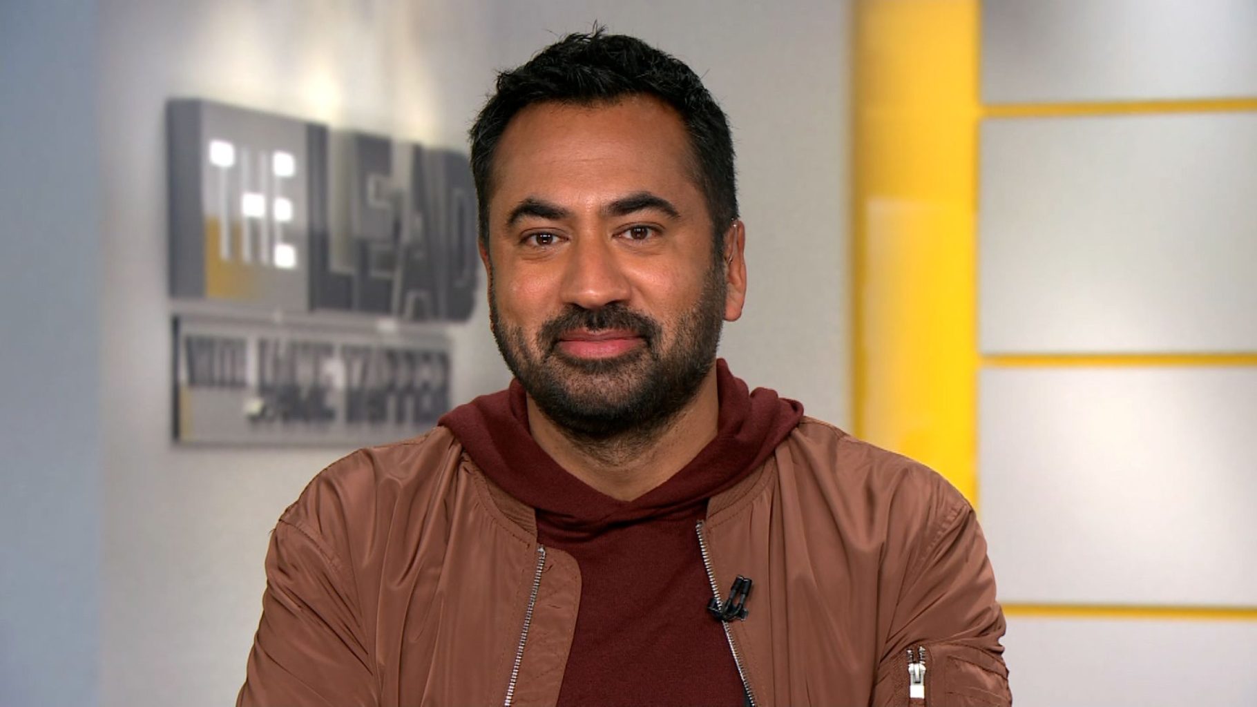 Kal Penn Gay