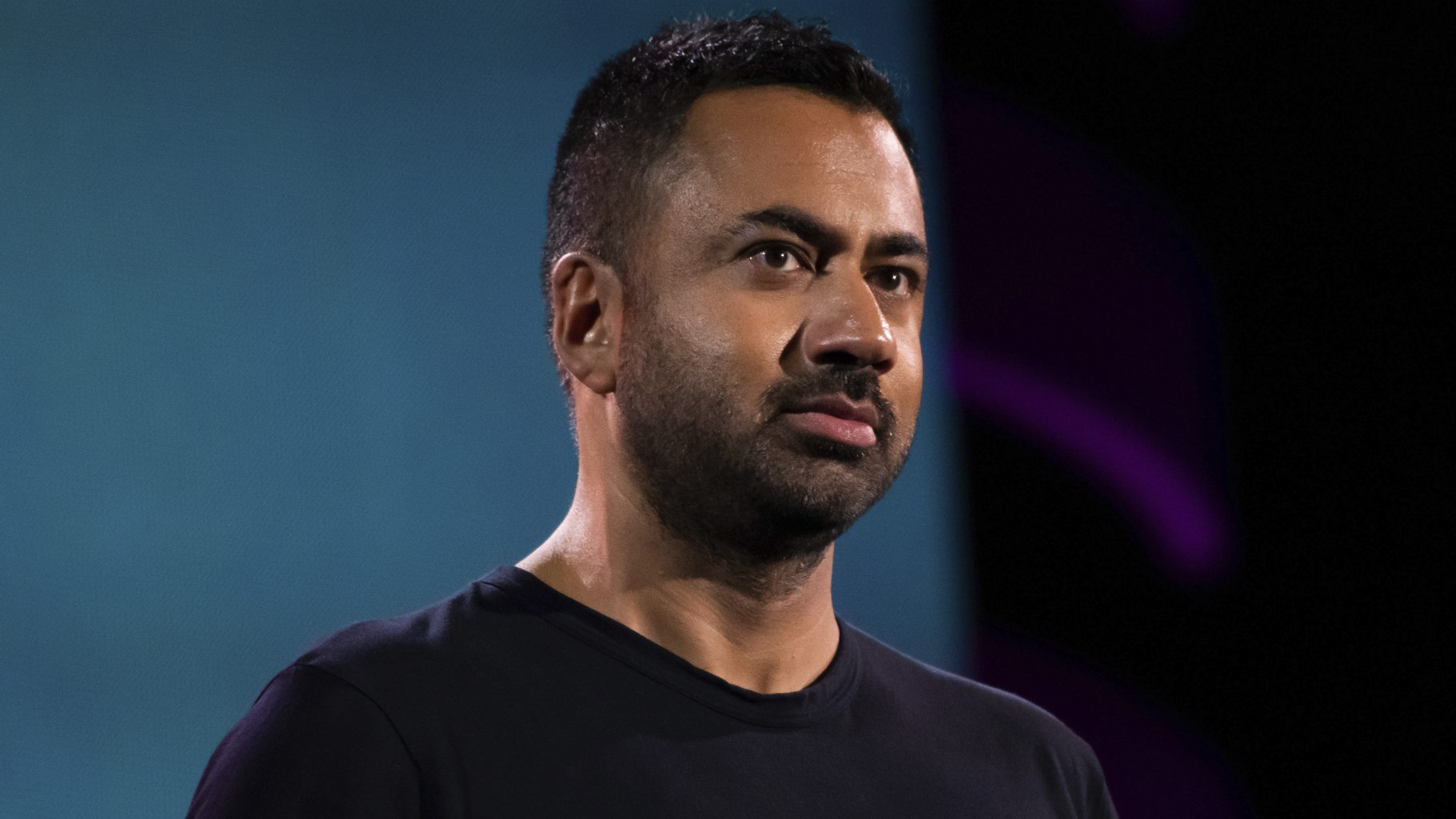 Kal Penn Gay