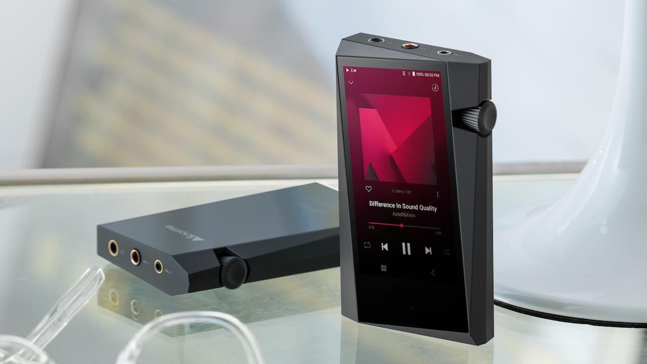 Astell&Kern SR35 DAPs Lifestyle