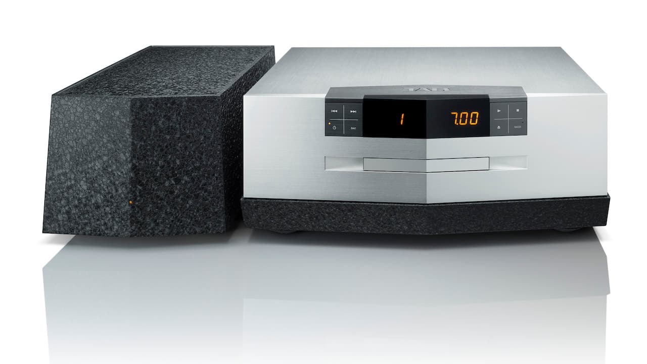 TAD D700 SACD Player