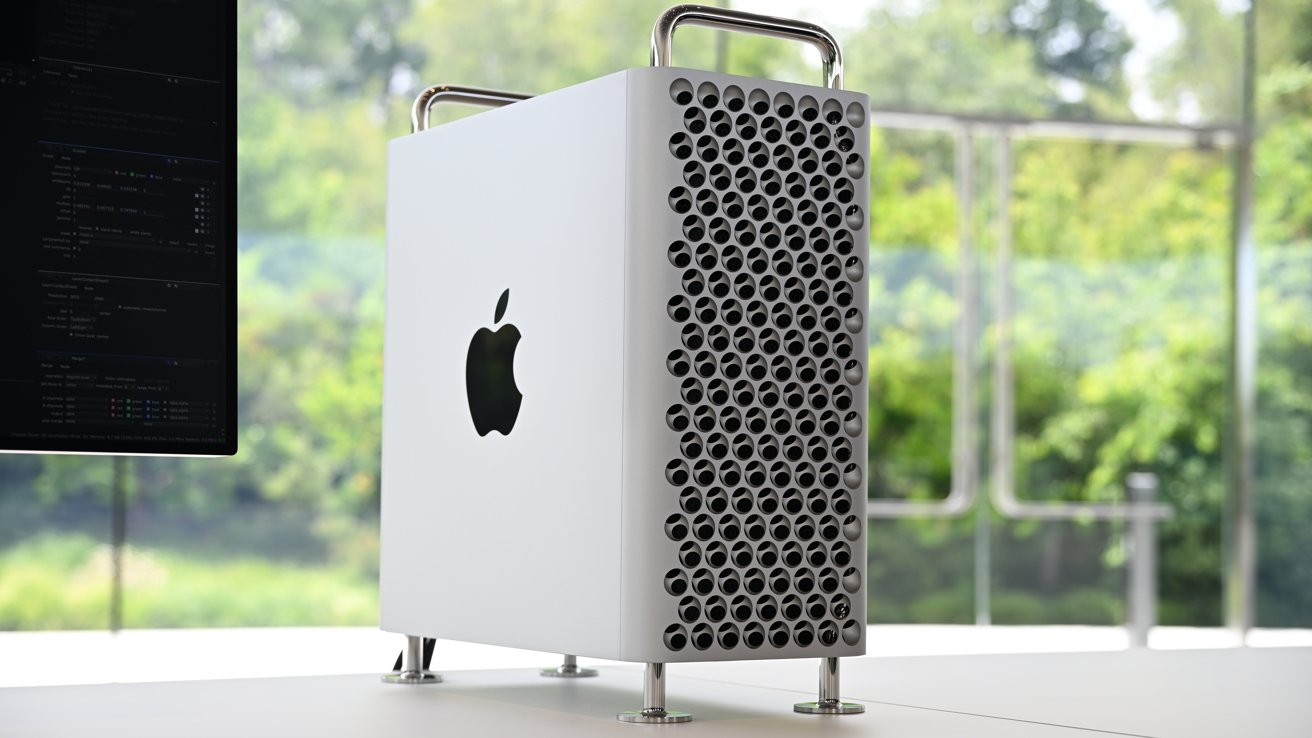 The new Mac Pro looks like the old Mac Pro