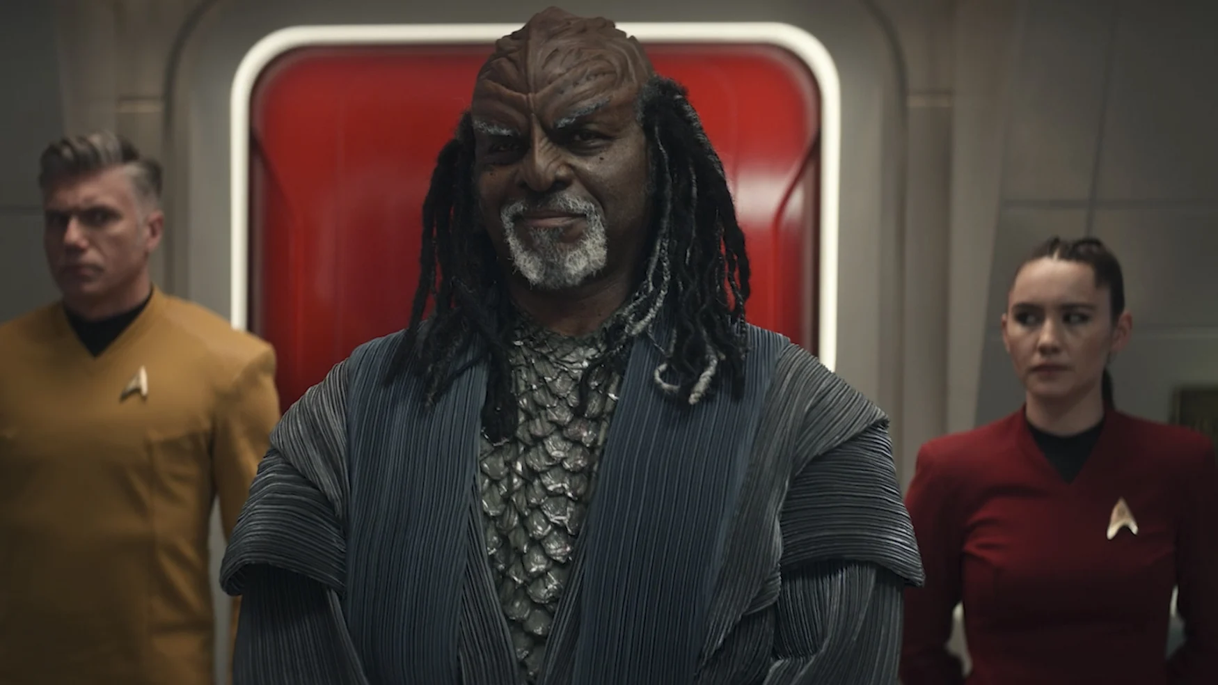 L-R Anson Mount as Pike, Robert Wisdom as Dak'Rah and Christina Chong as Laâ€™an appearing in Star Trek: Strange New Worlds streaming on Paramount+, 2023. Photo Credit: Best Possible Screengrab/Paramount+ 