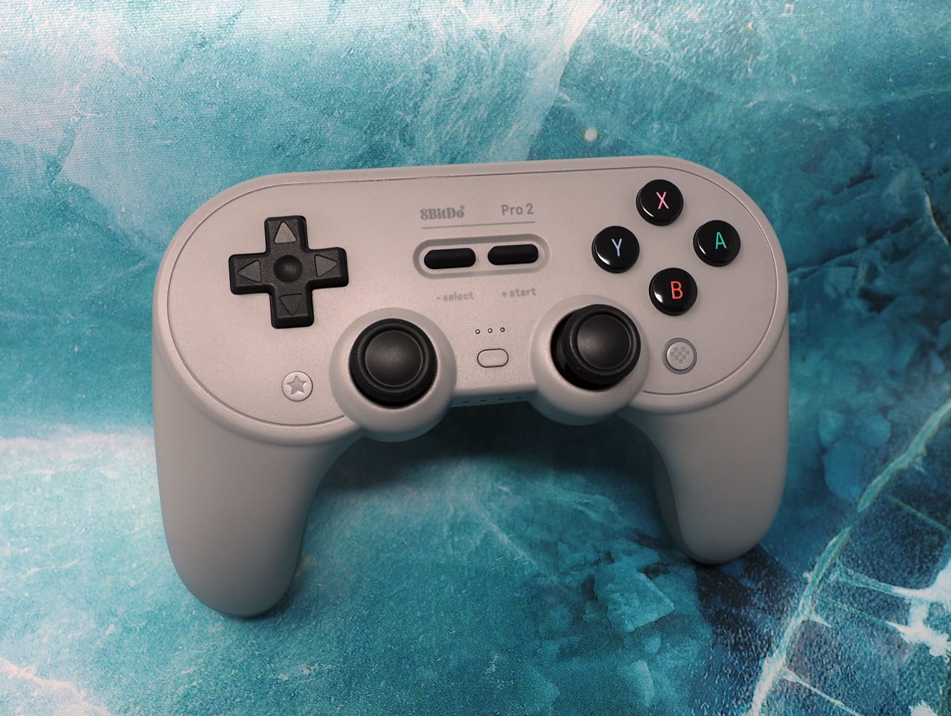 8BitDo Pro 2 Bluetooth Controller