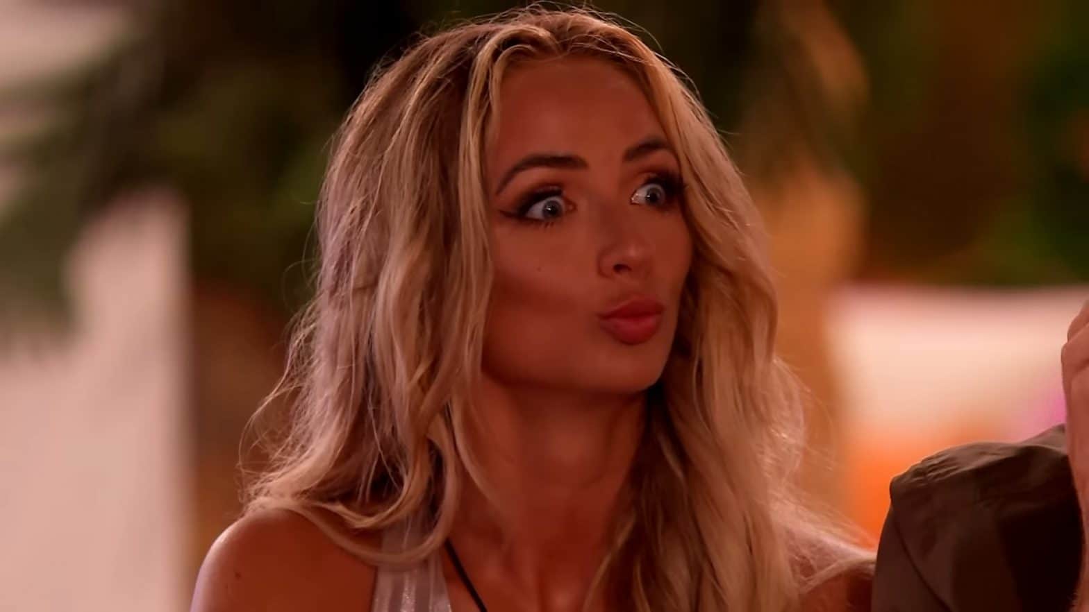 Love Island Season 10 Episode 52